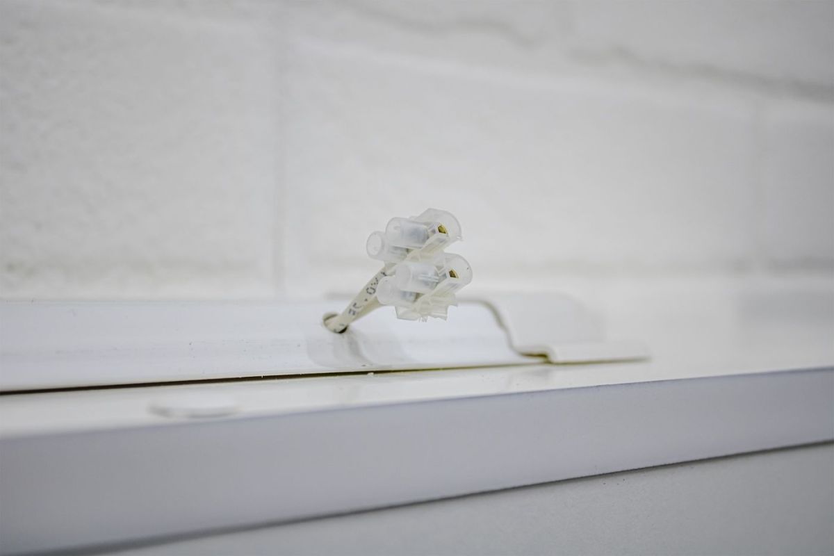 Шкаф-зеркало Optima 65 Эл. левый глянец Домино (DO1906HZ) | фото 9